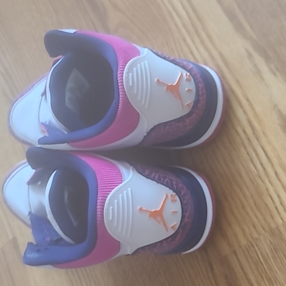 Jordan 3 Retro - Picture 2 of 2